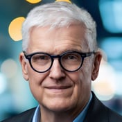 Dr. Siegfried Hackel